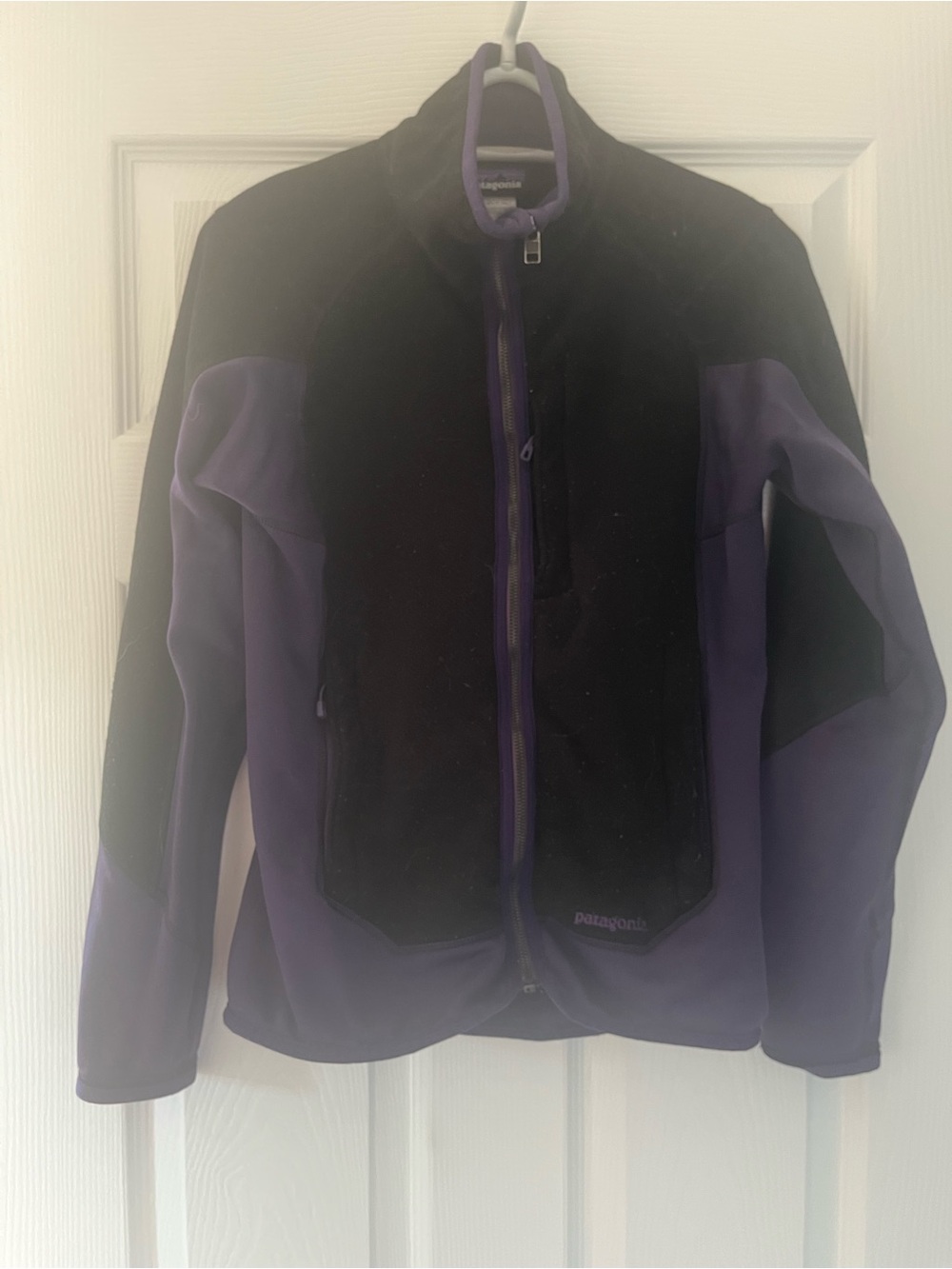 Patagonia Black and Purple Full-Zip Fleece Jacket